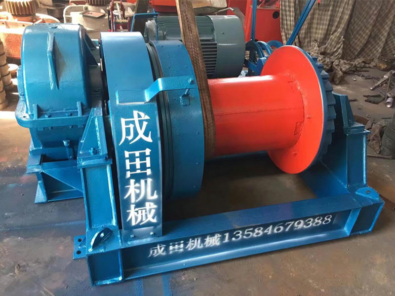 打樁卷揚(yáng)機(jī)